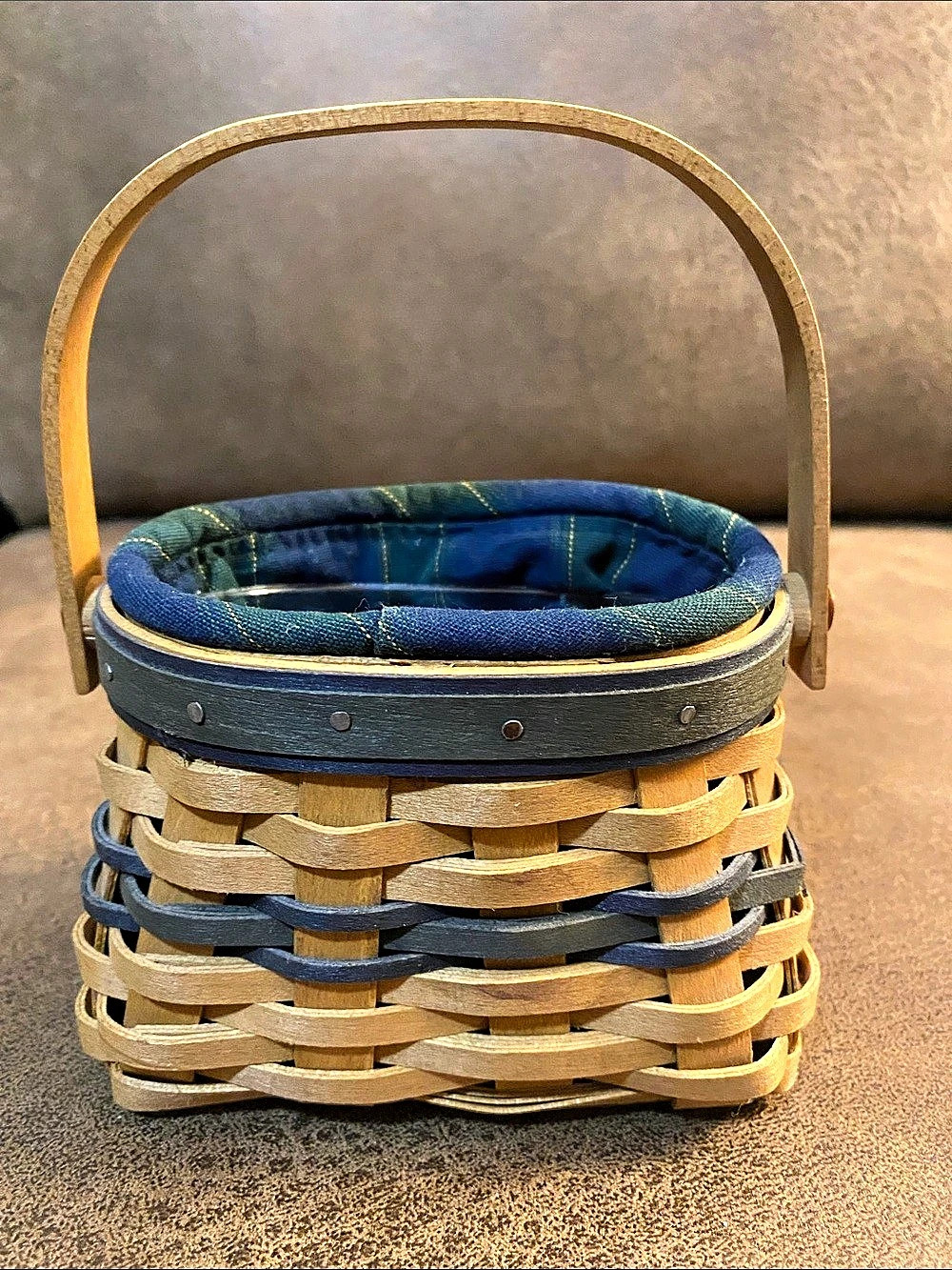 Longaberger 2003 Collector’s Club Renewal Basket